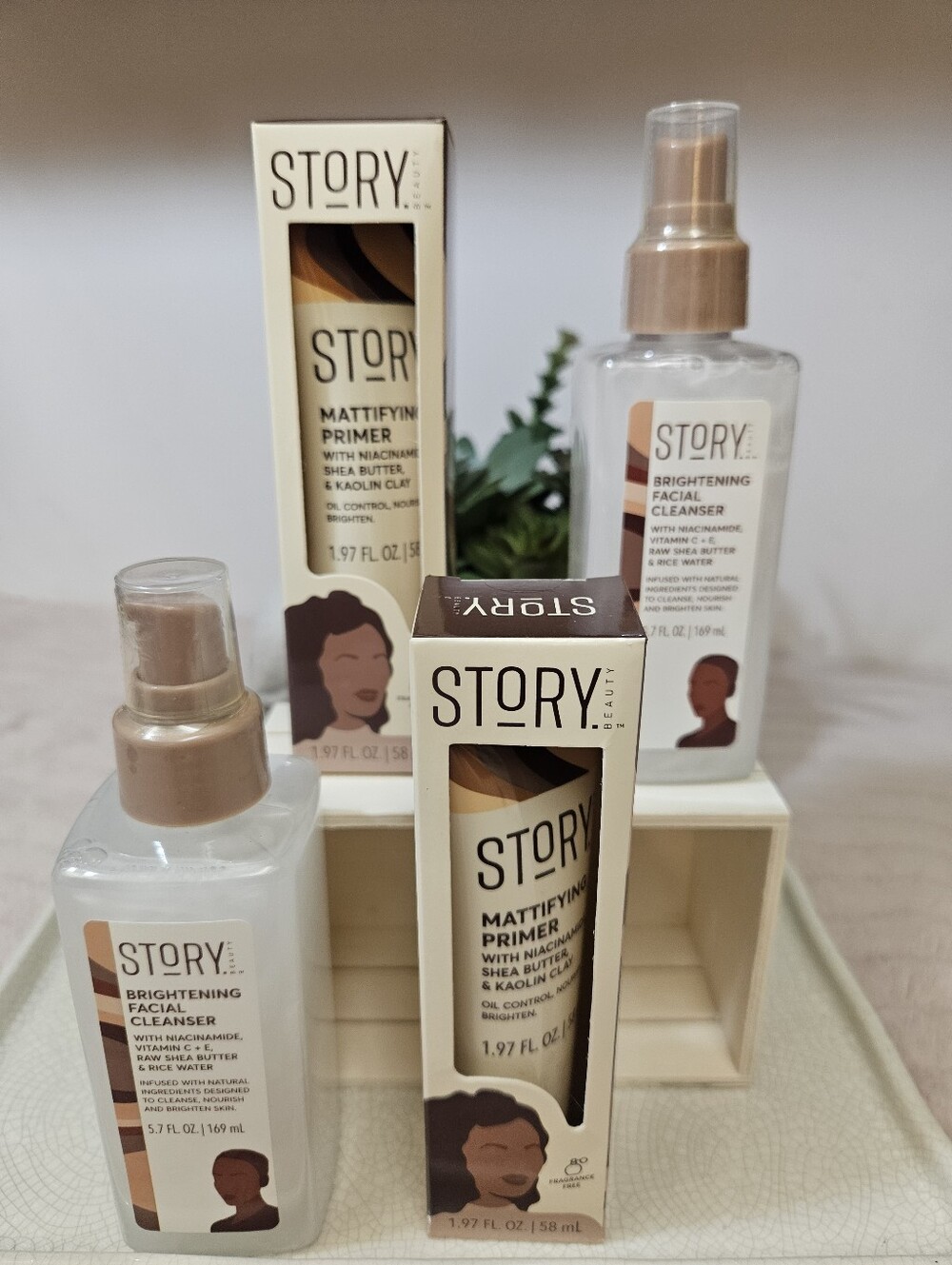STORY BEAUTY DUO  BRIGHTENING FACIAL CLEANSER AND MATTIFYING PRIMER 4-PIECES